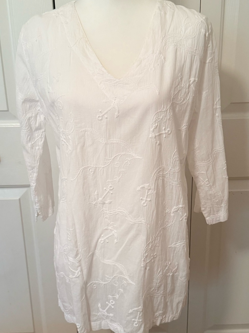 Sea Breeze White Cotton Embroidered Tunic